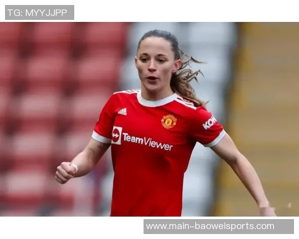 曼城女足前锋的前女友年仅27岁不幸遇车祸离世未系安全带引发关注