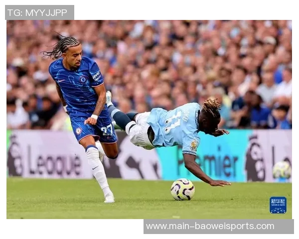 切尔西对阵曼城海报发布福法纳独自出镜展现斗志与决心