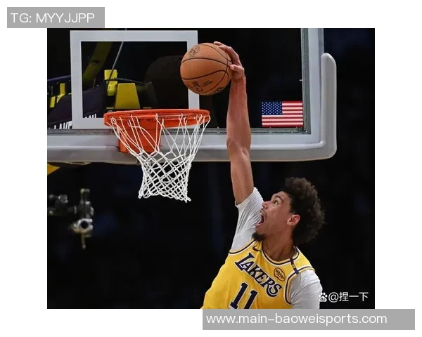 乔治表现平平三分命中率不佳却贡献15分4篮板6助攻球队仍需提升整体状态 乔治表现平平三分命中率不佳却贡献15分4篮板6助攻球队仍需提升整体状态